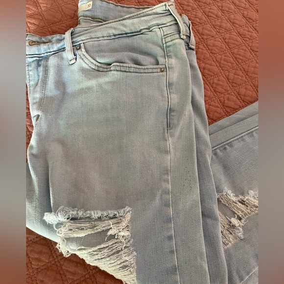 👖Levi’s 711 Skinny Stretchy JeansHoles, Distressed LightWash Leggings Size 30 - Picture 12 of 12